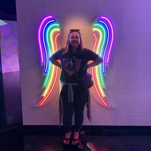 Meet your Posher, Laura